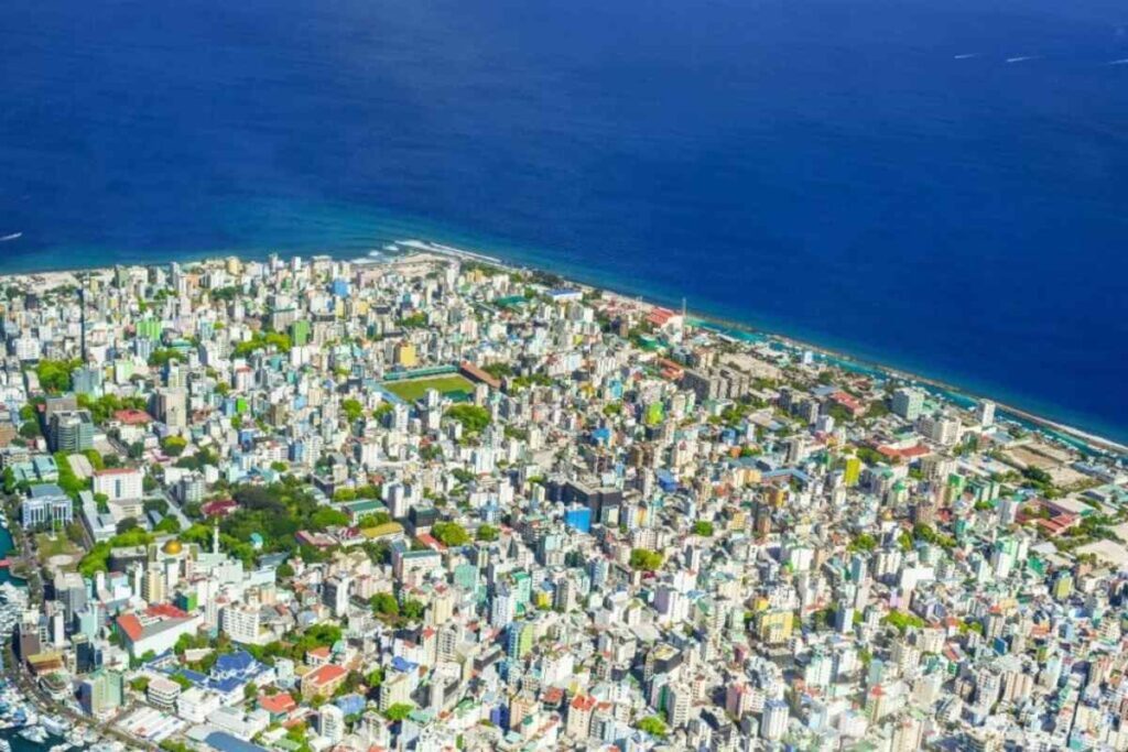 Explore-Local-Island-Culture--Beyond-the-Resort-Bubble
