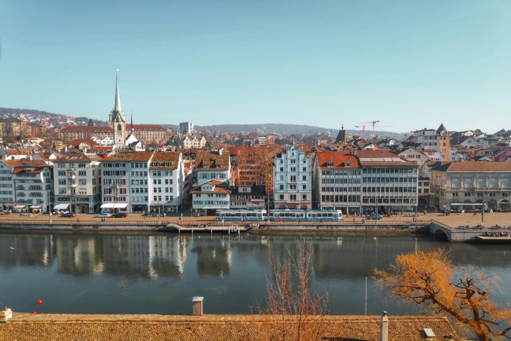 Lindenhof Hill viewpoint Zurich city panorama linden trees Switzerland 2026