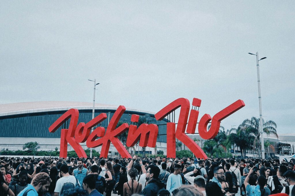 Rock in Rio Lisboa 2026 Parque Tejo Guide, Sacavém Rail & Cashless