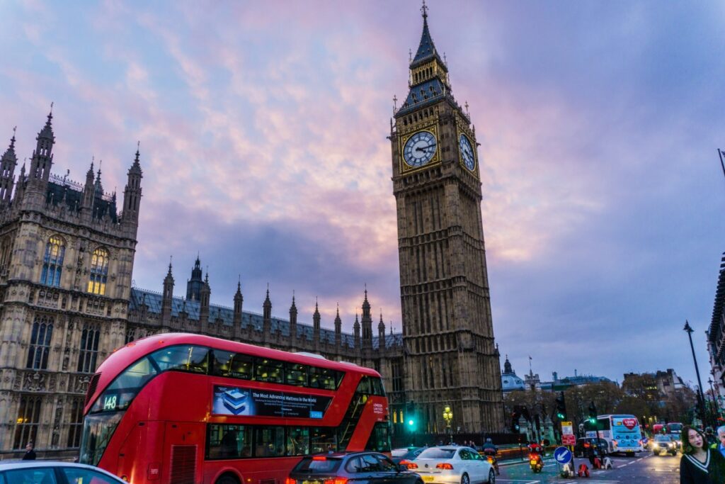London. Big Ben and Red Bus