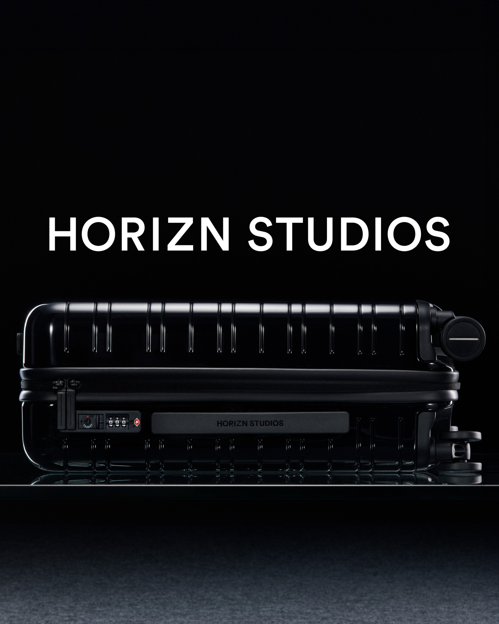 Horizn Studios Luggage suitcase
