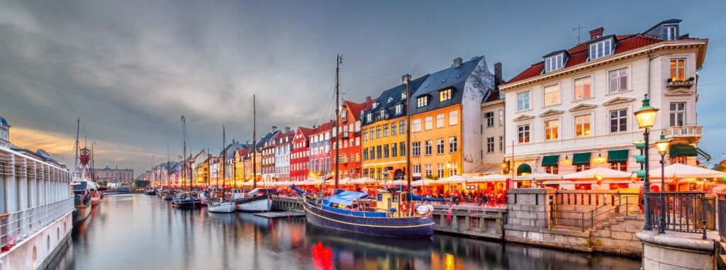 Must-see attractions in Copenhagen Nyhavn canal