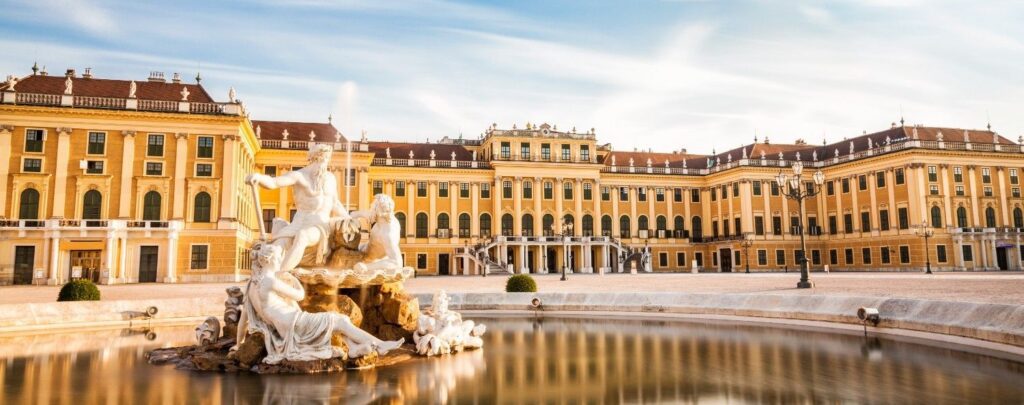 Must-see attractions in Vienna Schönbrunn Palace