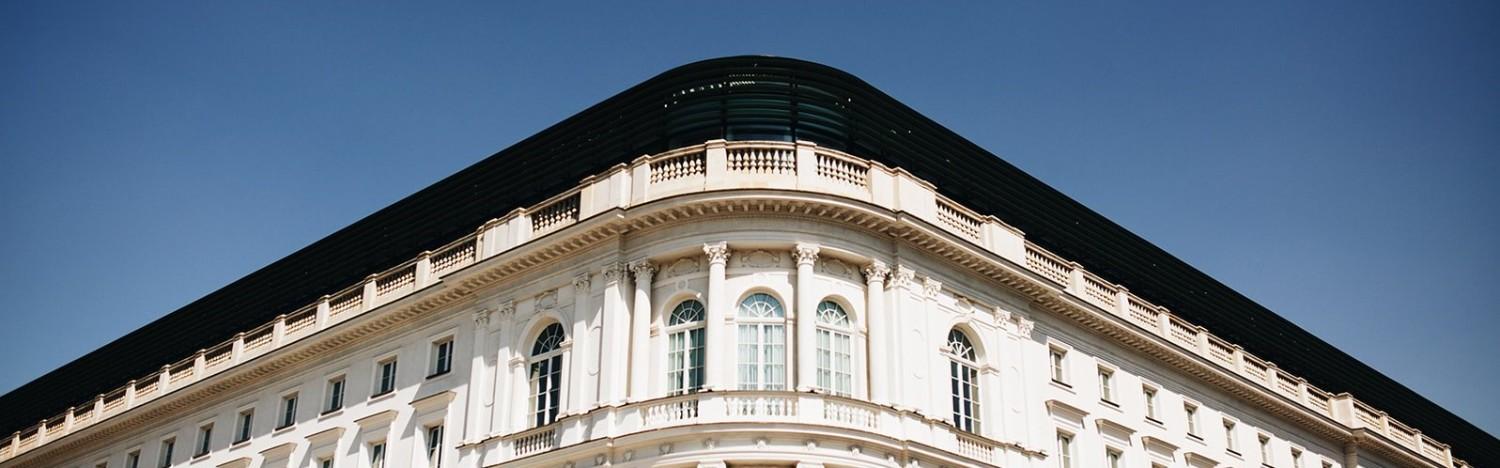 Raffles Warsaw luxury room overlooking Royal Route