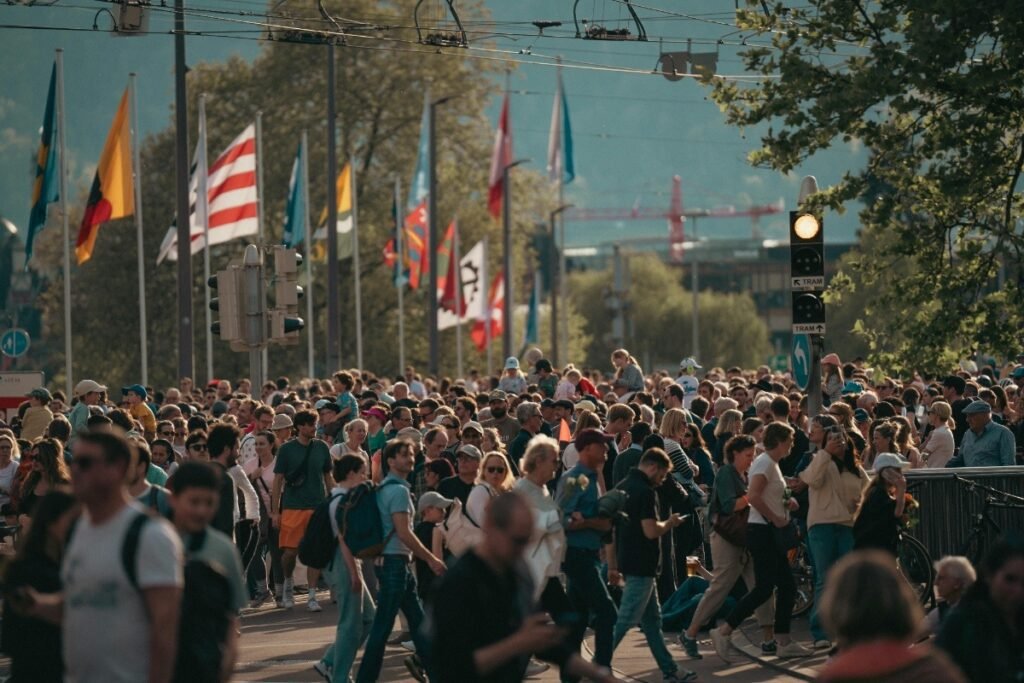 Mastering the Clock How to Avoid the 2026 European Crowd Squeeze Sunset Weekly