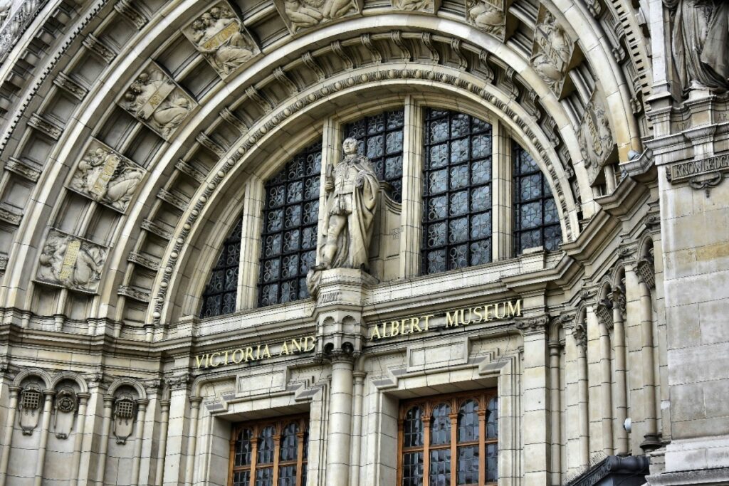 5. Victoria and Albert Museum — South Kensington