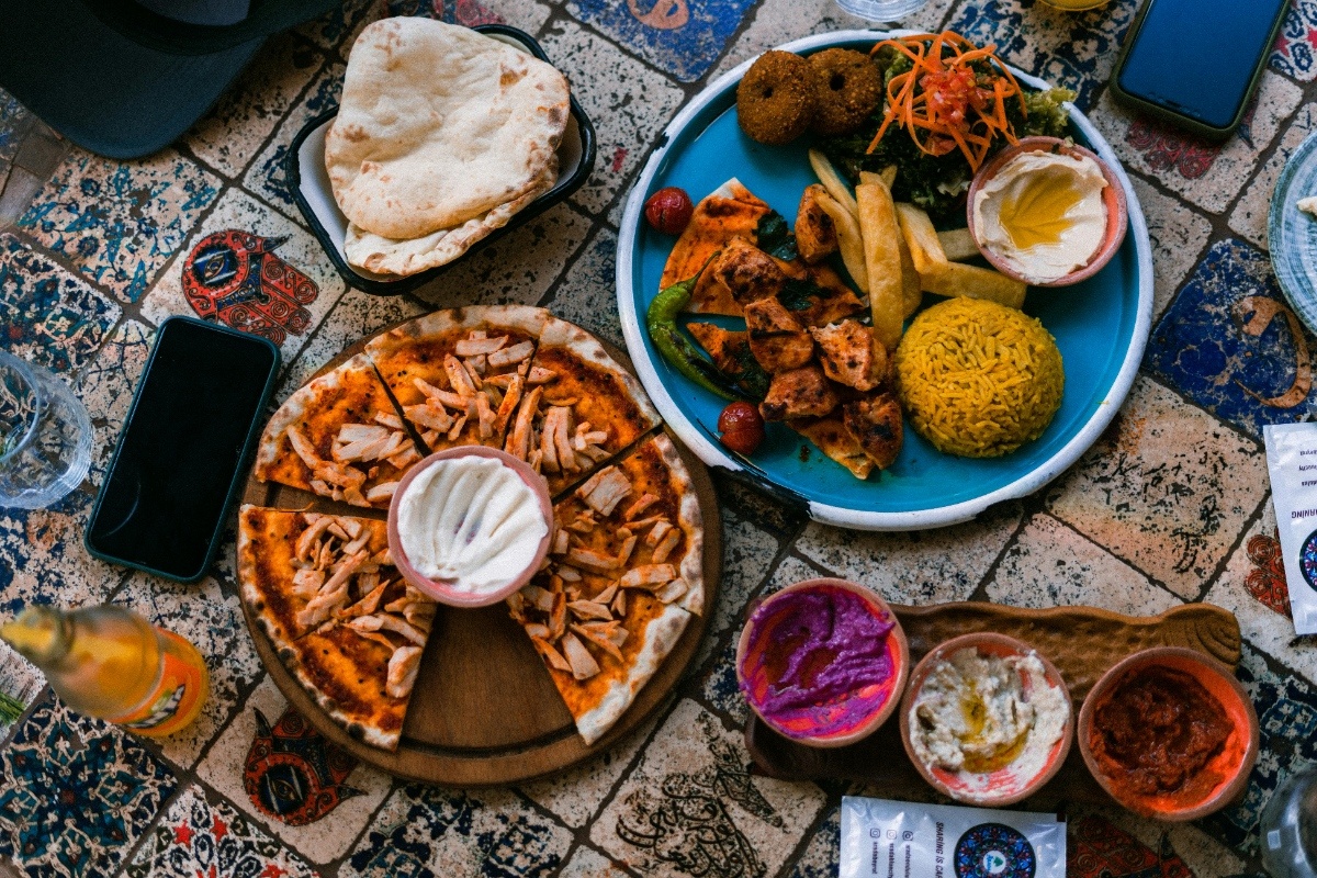 From Al Mina’s Fish Market to Hotel Brunches A Deep Dive into Abu Dhabi Dining