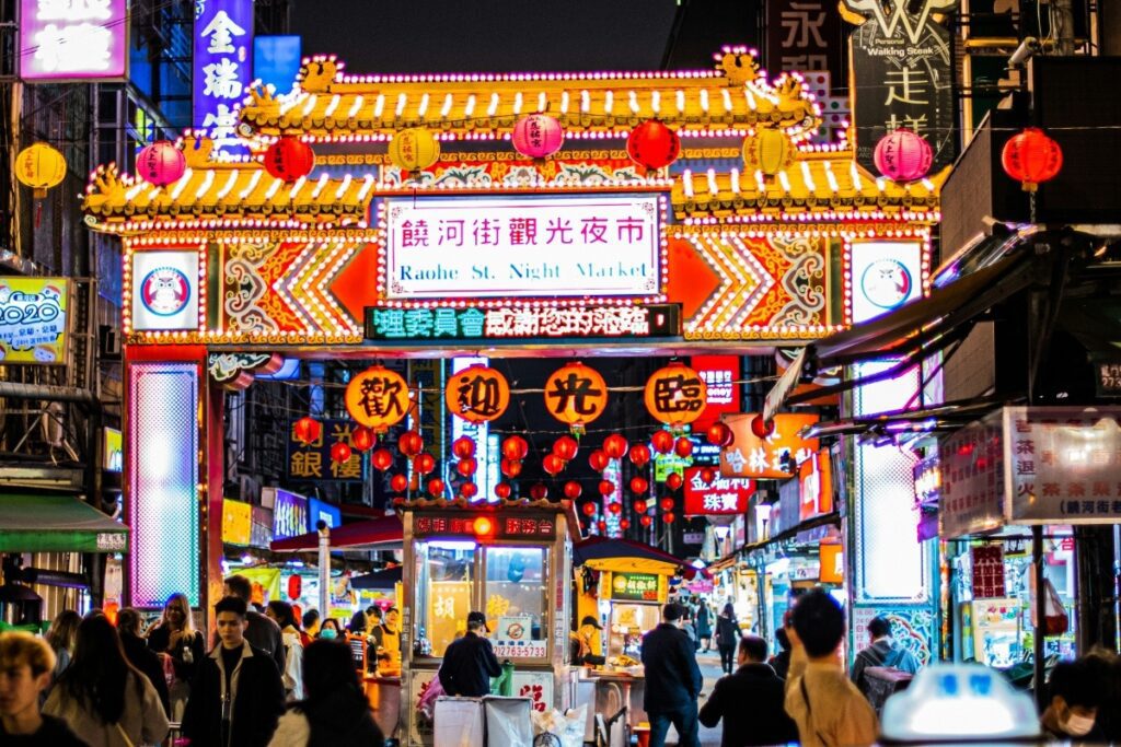 How to Eat in Taiwan Night Markets, Tainan Specialities and Etiquette
