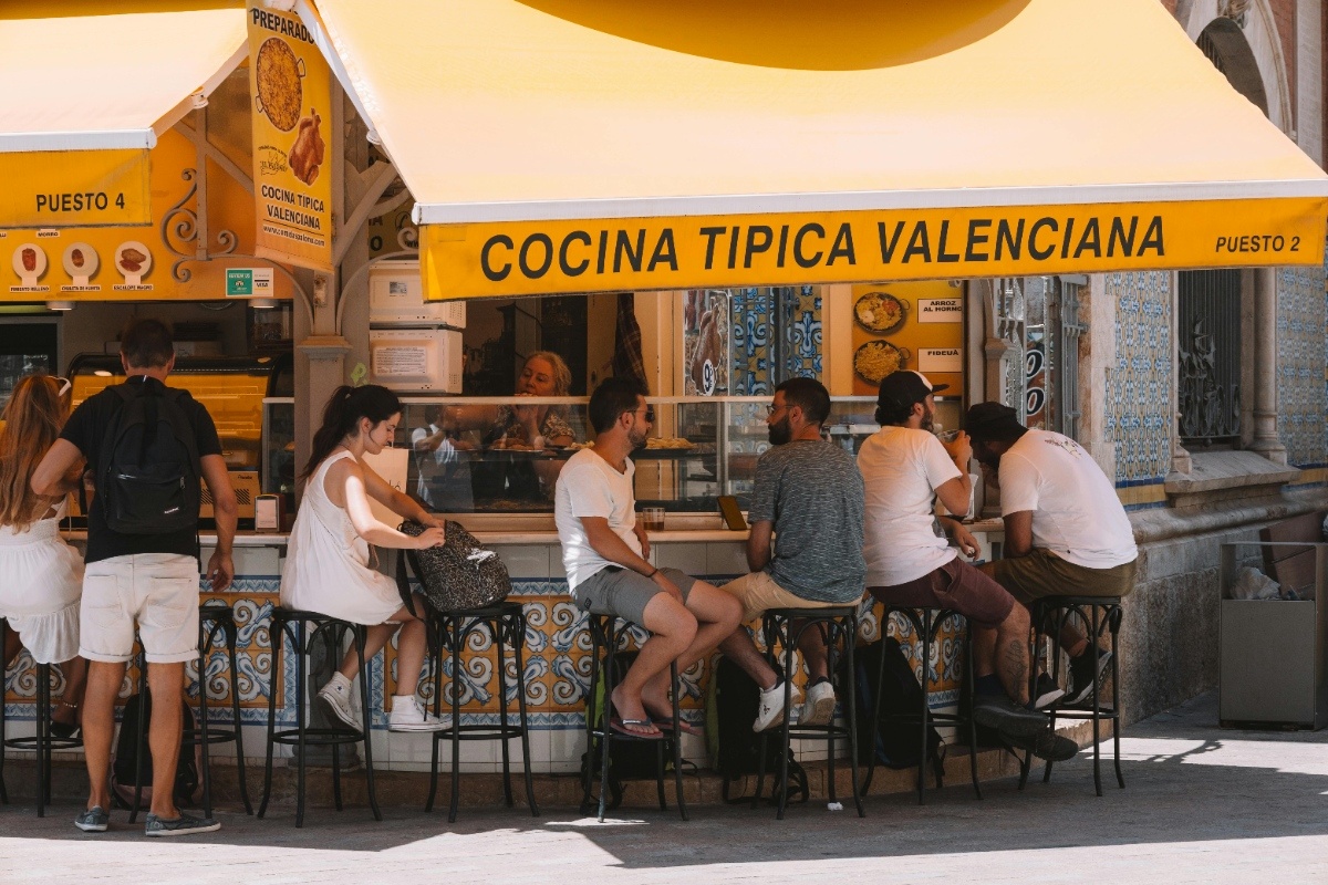 How to Find Authentic Food in Spain and Avoid the Tourist Traps